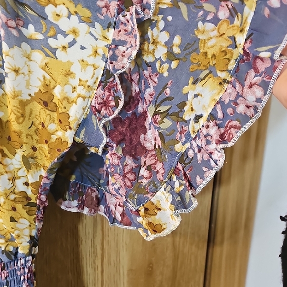 Floral Off-Shoulder Dress - Picture 6 of 11